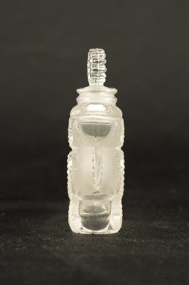 Lot 7 - A FRENCH RENE LALIQUE CLEAR GLASS “DUEX FLEUR” SCENT BOTTLE