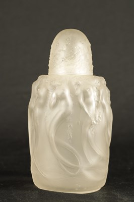 Lot 10 - A RENE LALIQUE OPALESCENT 'SIRENES' BRULE PARFUMS FROSTED PERFUME BURNER