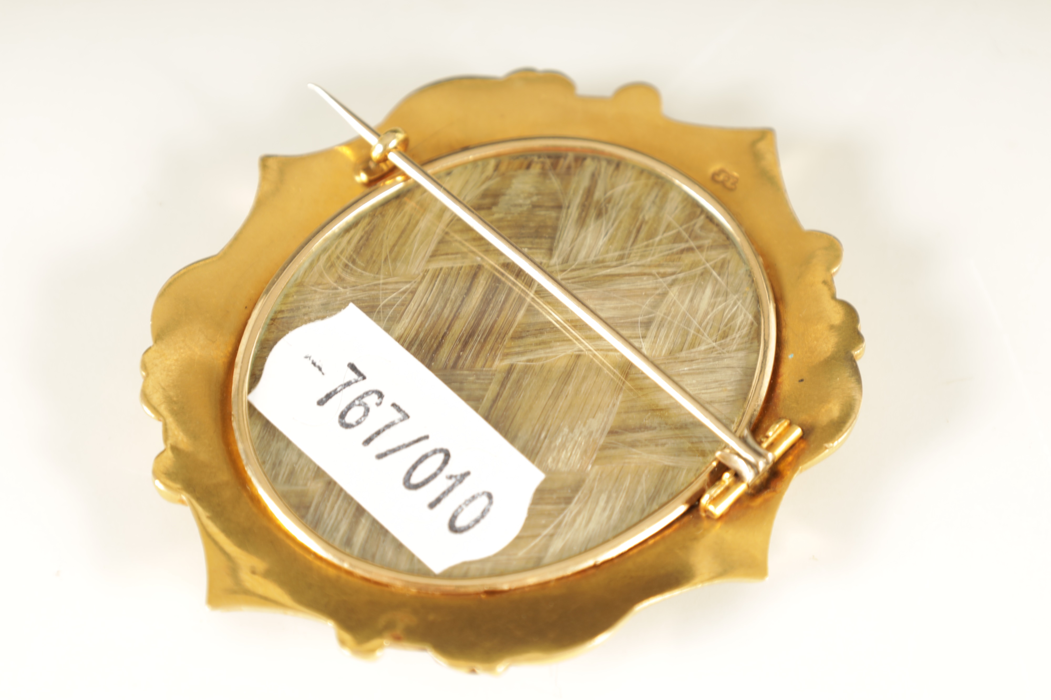 Lot 264 - A REGENCY 18CT GOLD FRAMED MINIATURE