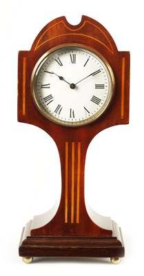 Lot 997 - AN EDWARDIAN ART NOUVEAU STYLE BOXWOOD STRUNG AND MAHOGANY INLAID MANTEL CLOCK