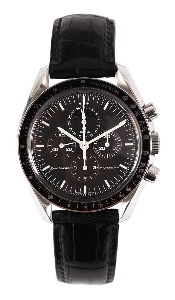 Lot 230 - A GENTLEMAN’S STAINLESS STEEL OMEGA...