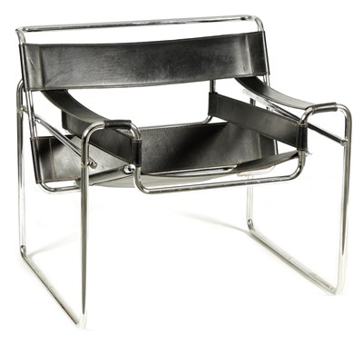 Lot 1092 - A 20TH CENTURY CHROME AND LEATHER FRAMED LOUNGE CHAIR IN THE MANNER OF KNOLL WASSILY