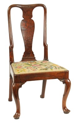 Lot 1094 - AN EARLY 18TH CENTURY WALNUT SIDE CHAIR