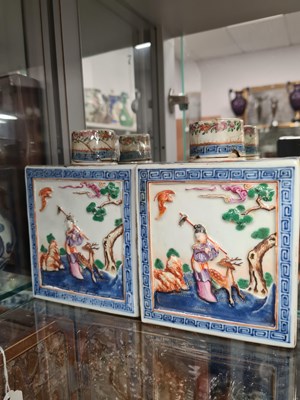 Lot 200 - A SET OF THREE 20TH CENTURY CHINESE FAMILLE ROSE PORCELAIN TEA CADDIES