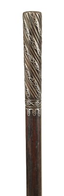 Lot 648 - A LATE 19TH CENTURY FRENCH ROSEWOOD AND SILVER PIQUEWORK WALKING CANE