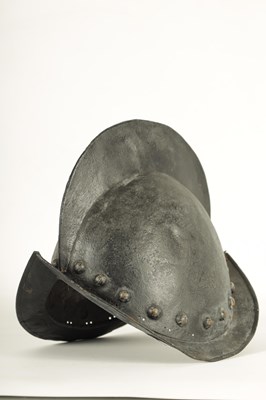 Lot 427 - A 19TH CENTURY SPANISH COMB MORION BOAT STLYE HELMET