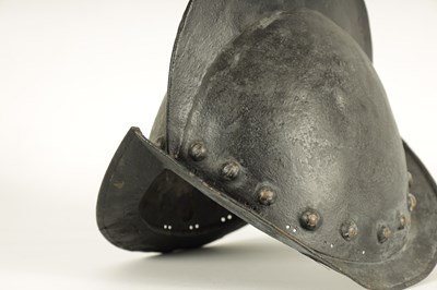 Lot 427 - A 19TH CENTURY SPANISH COMB MORION BOAT STLYE HELMET