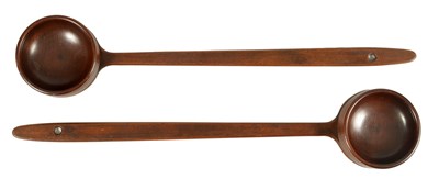 Lot 598 - A PAIR OF GEORGE III MAHOGANY LONG HANDLED ALMS DISHES - POSSIBLY SCOTTISH OR IRISH