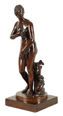 Lot 670 - A FINELY CAST 19TH CENTURY BRONZE FIGURE OF VENUS DE MEDICI