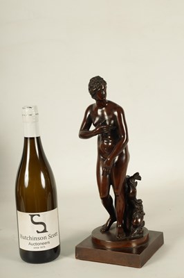 Lot 670 - A FINELY CAST 19TH CENTURY BRONZE FIGURE OF VENUS DE MEDICI