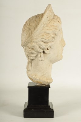 Lot 796 - AN INTERESTING 18TH CENTURY ITALIAN CARVED  MARBLE HEAD OF A GODDESS