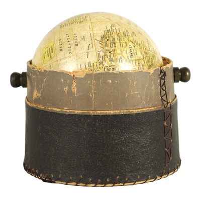 Lot 477 - AN EARLY 20TH CENTURY TERRESTRIAL POCKET GLOBE