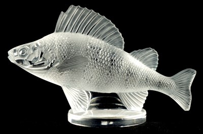 Lot 10 - A FRENCH RENE LALIQUE CLEAR AND FROSTED GLASS 'PERCHE' CAR MASCOT
