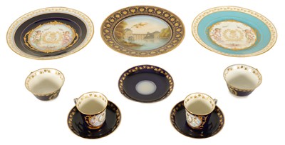 Lot 43 - A COLLECTION OF THREE 19TH CENTURY FRENCH PORCELAIN CABINET PLATES