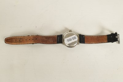 Lot 239 - A GENTLEMAN'S VINTAGE STEEL BULOVA WRIST WATCH