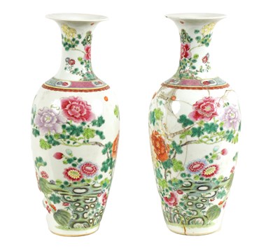 Lot 167 - A PAIR OF 19TH CENTURY CHINESE FAMILLE ROSE PORCELAIN VASES