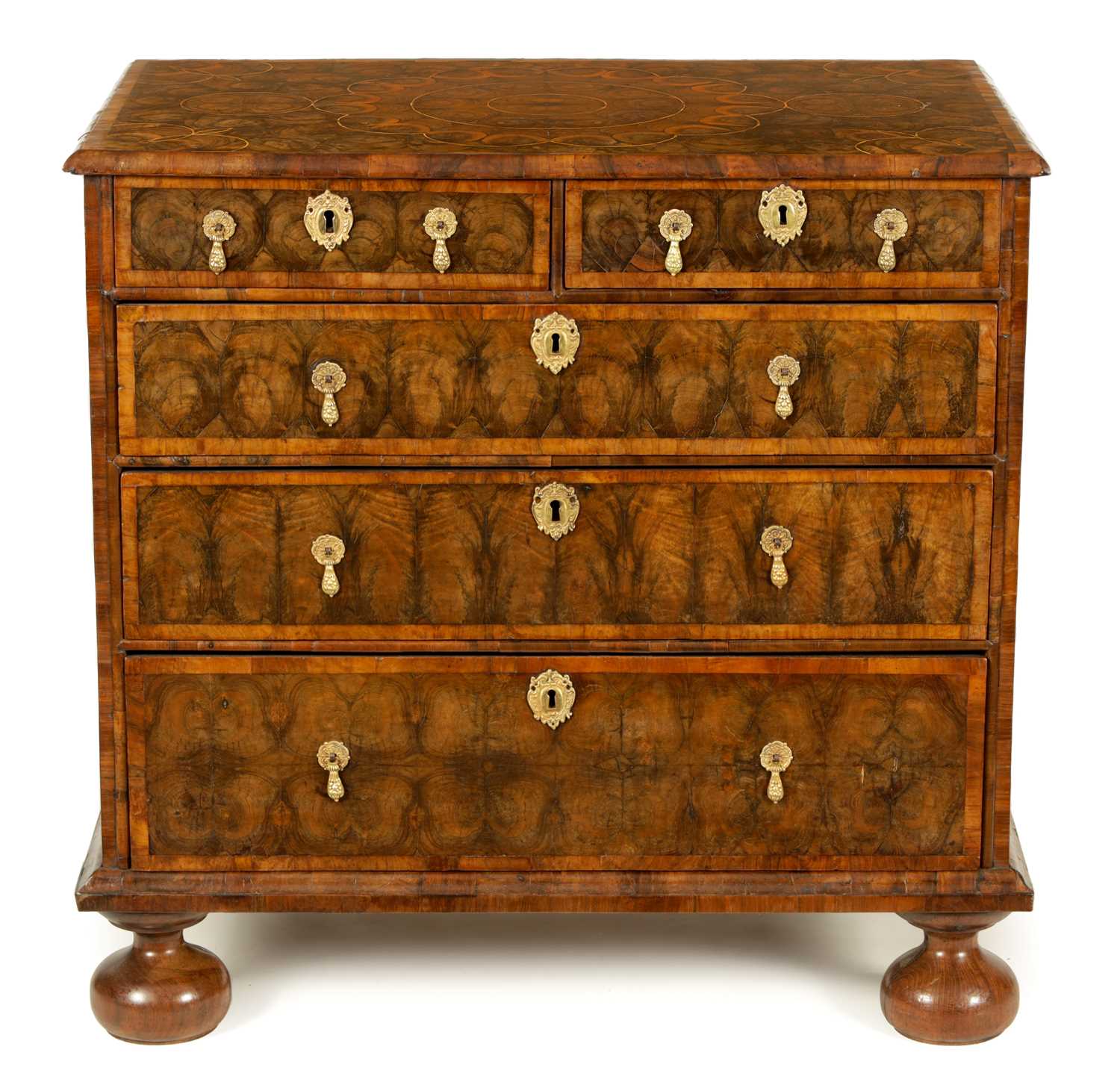 Lot 726 - A FINE WILLIAM AND MARY OYSTERED LABURNUM INLAID CHEST OF DRAWERS