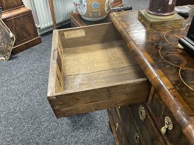 Lot 726 - A FINE WILLIAM AND MARY OYSTERED LABURNUM INLAID CHEST OF DRAWERS