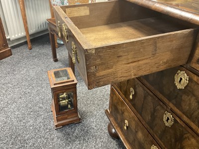 Lot 726 - A FINE WILLIAM AND MARY OYSTERED LABURNUM INLAID CHEST OF DRAWERS