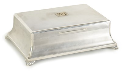 Lot 257 - A LARGE FINE MID 20TH CENTURY SILVER HUMIDOR BY GARRARD & Co. LONDON