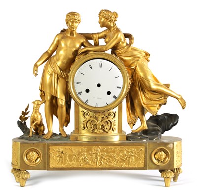 Lot 505 - A FINE EARLY 19TH CENTURY FRENCH EMPIRE ORMOLU AND GREEN PATINATED BRONZE MANTEL CLOCK