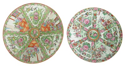 Lot 178 - TWO 19TH CENTURY CHINESE EXPORT FAMILE ROSE MEDALLION DISHES