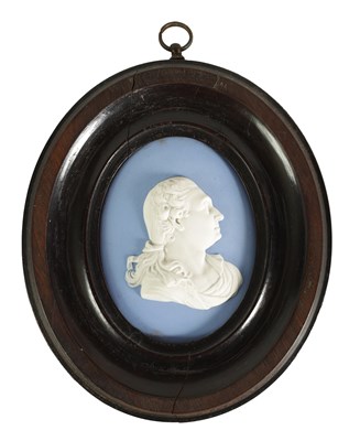 Lot 61 - A LATE 18TH CENTURY WEDGWOOD OVAL PORTRAIT PLAQUE