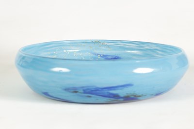 Lot 24 - A DAUM NANCY LARGE SHALLOW GLASS DISH