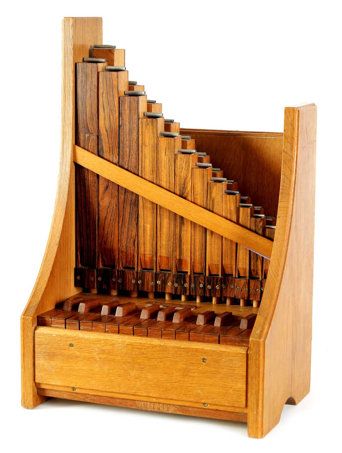 Lot 10 - A GOOD QUALITY PORTATIVE ORGAN