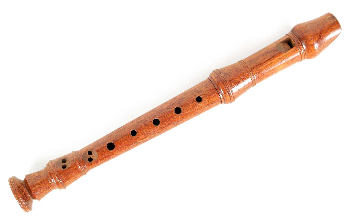 Lot 19 - A TWO SECTION KUNG SOPRANINO RECORDER