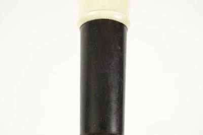 Lot 50 - A GOOD QUALITY HANS COOLSMA ALTO RECORDER