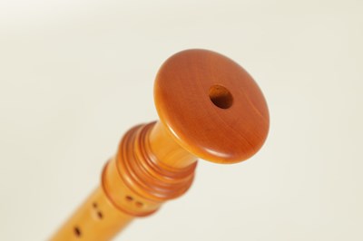 Lot 6 - VON HUENE E TERTON SOPRANO RECORDER