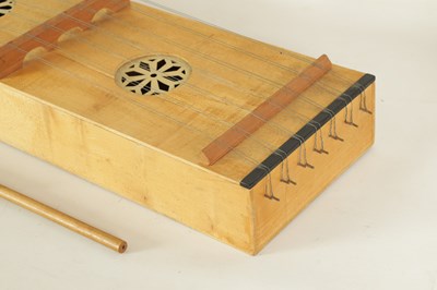 Lot 69 - A RENAISSANCE STYLE DULCIMER WITH BEATER