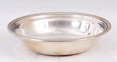 Lot 48 - AN AMERICAN SILVER CIRCULAR DISH of plain...