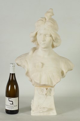 Lot 528 - A LATE 19TH CENTURY ART NOUVEAU CARVED ALABASTER BUST OF A YOUNG LADY