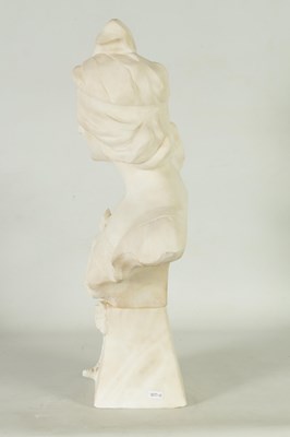 Lot 528 - A LATE 19TH CENTURY ART NOUVEAU CARVED ALABASTER BUST OF A YOUNG LADY