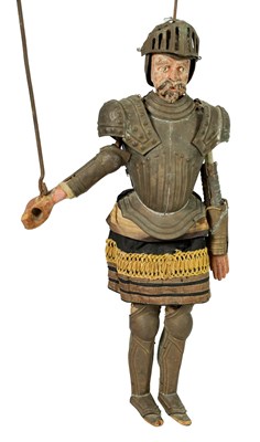 Lot 927 - AN UNUSUAL 18TH CENTURY CARVED WOOD HAND PUPPET OF A KNIGHT IN ARMOUR