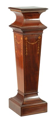 Lot 1363 - AN EDWARDIAN MAHOGANY INLAID PEDESTAL