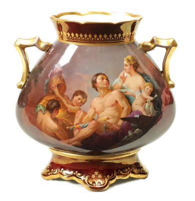Lot 77 - A LATE 19TH/EARLY 20TH CENTURY ‘VIENNA’ GILT TWO-HANDLED FLATTENED OVOID CABINET VASE