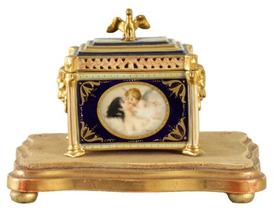 Lot 116 - A LATE 19TH CENTURY RUDOLSTADT, GERMAN PORCELAIN CASKET AND COVER TITLED ‘LOVES DREAM’