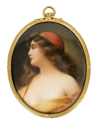 Lot 174 - A LATE 19TH CENTURY VIENNA PORCELAIN OVAL MINIATURE PORTRAIT PLAQUE