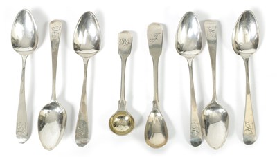 Lot 512 - A SET OF 6 GEORGE III MONOGRAMMED OLD ENGLISH PATTERN SILVER TEASPOONS