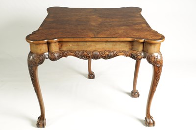 Lot 950 - A GOOD EARLY 20TH CENTURY WALNUT QUEEN ANNE STYE TEA TABLE