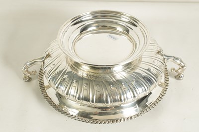 Lot 293 - A GOOD QUALITY LARGE EDWARD VII SILVER TWO HANDLE SILVER BOWL