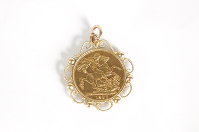 Lot 187 - AN 1887 QUEEN VICTORIA GOLD SOVEREIGN