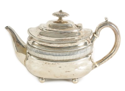 Lot 320 - A GEORGE III SILVER TEAPOT