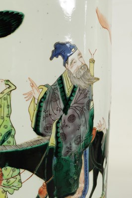 Lot 173 - A LARGE PAIR OF 19TH CENTURY CHINESE FAMILLE VERTE PORCELAIN VASES