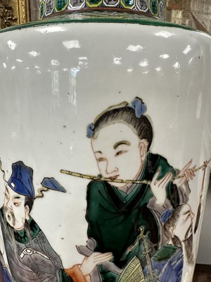 Lot 173 - A LARGE PAIR OF 19TH CENTURY CHINESE FAMILLE VERTE PORCELAIN VASES