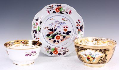 Lot 115 - TWO LATE 19TH CENTURY SPODE BOWLS with gilt...