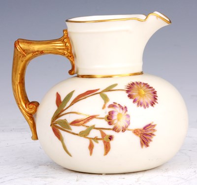 Lot 126 - A BLUSH IVORY ROYAL WORCESTER CREAM JUG...